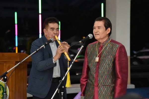 สิ้นราชาเพลงพูด เพลิน พรหมแดน ศิลปินแห่งชาติ เสียชีวิตแล้วในวัย 85ปี สิ้นราชาเพลงพูด เพลิน พรหมแดน ศิลปินแห่งชาติ เสียชีวิตแล้วในวัย 85ปี