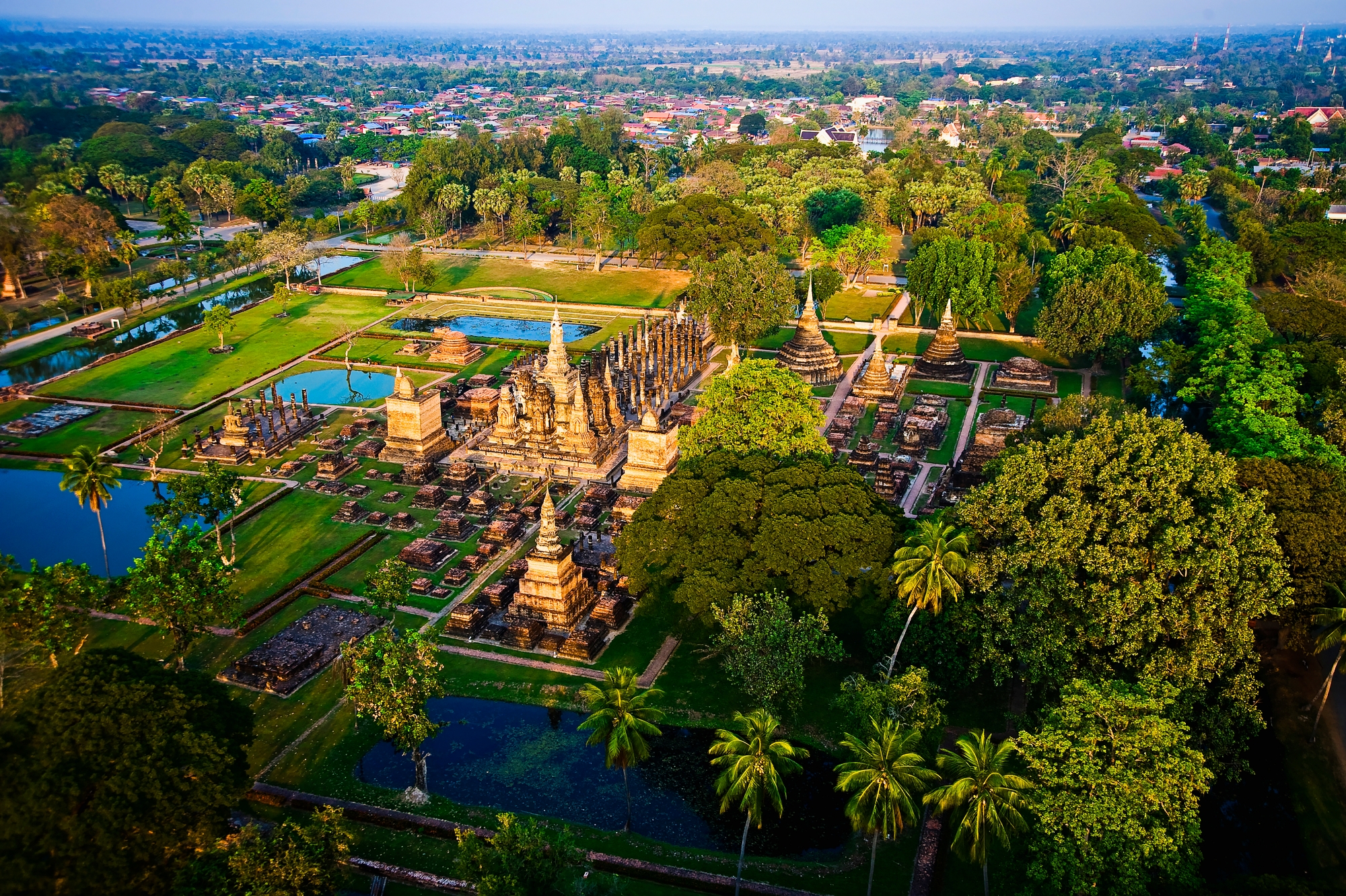 7 ที่เที่ยวสุโขทัย 2566 พาชมมรดกโลกล้ำเลิศ สังคโลก ทองโบราณ 7 ที่เที่ยวสุโขทัย 2566 พาชมมรดกโลกล้ำเลิศ สังคโลก ทองโบราณ