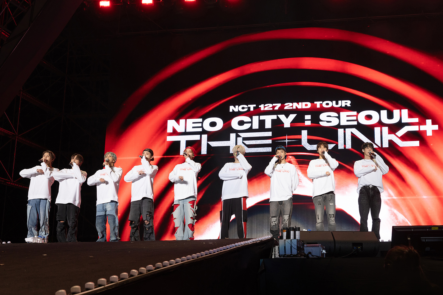 จดหมายขู่วางระเบิด!! ฮอลล์จัดคอนเสิร์ต 'NCT 127’ ที่อินโดนีเซีย ช่วงสุดสัปดาห์นี้ จดหมายขู่วางระเบิด!! ฮอลล์จัดคอนเสิร์ต 'NCT 127’ ที่อินโดนีเซีย ช่วงสุดสัปดาห์นี้