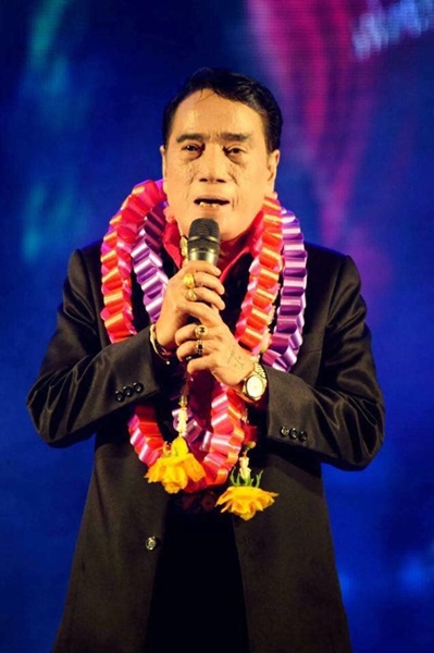 ลูกชายศรเพชร เปิดใจ ชี้แจงเพลงงานศพ ไวพจน์ พร้อมเตรียมดำเนินคดีตามกฏหมาย ลูกชายศรเพชร เปิดใจ ชี้แจงเพลงงานศพ ไวพจน์ พร้อมเตรียมดำเนินคดีตามกฏหมาย