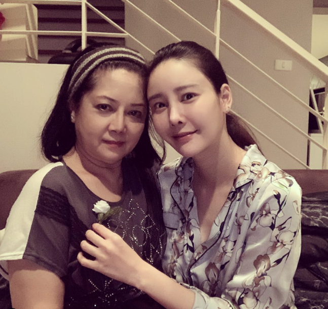 ไม่ให้อภัยเพื่อนลูกสาว! แม่แตงโม ยื่นหลักฐานเพิ่มเติม (มีคลิป)