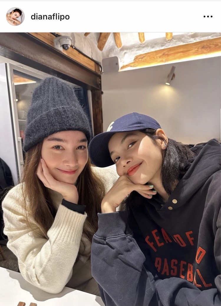ถูกใจแฟนๆ!! 'ลิซ่า - เดียร์น่า' แชร์โมเมนต์แฮปปี้ พี่น้องคู่ซี้พบหน้าล่าสุด ถูกใจแฟนๆ!! 'ลิซ่า - เดียร์น่า' แชร์โมเมนต์แฮปปี้ พี่น้องคู่ซี้พบหน้าล่าสุด