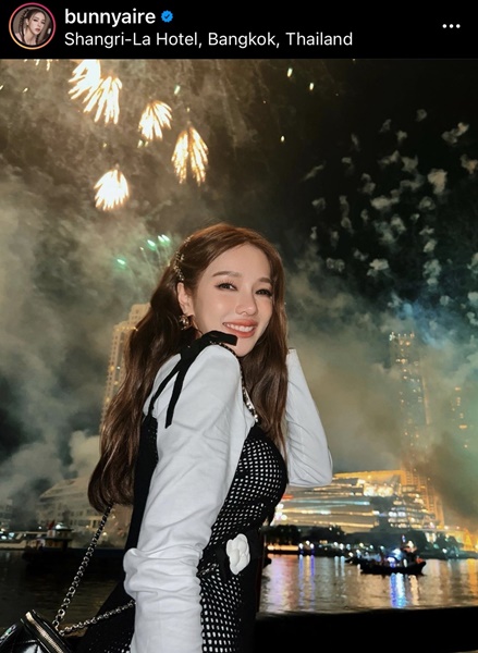 แอร์ ภัณฑิลา ยินดีเพื่อนรัก ดิว อริสรา เตรียมสละโสด!! แอร์ ภัณฑิลา ยินดีเพื่อนรัก ดิว อริสรา เตรียมสละโสด!!