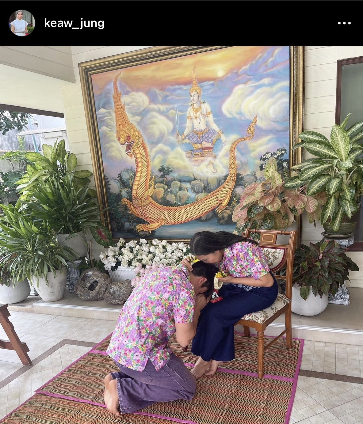 อวดโมเมนต์คนบันเทิงทำกิจกรรม ในวันสงกรานต์ ปี 2566 อวดโมเมนต์คนบันเทิงทำกิจกรรม ในวันสงกรานต์ ปี 2566