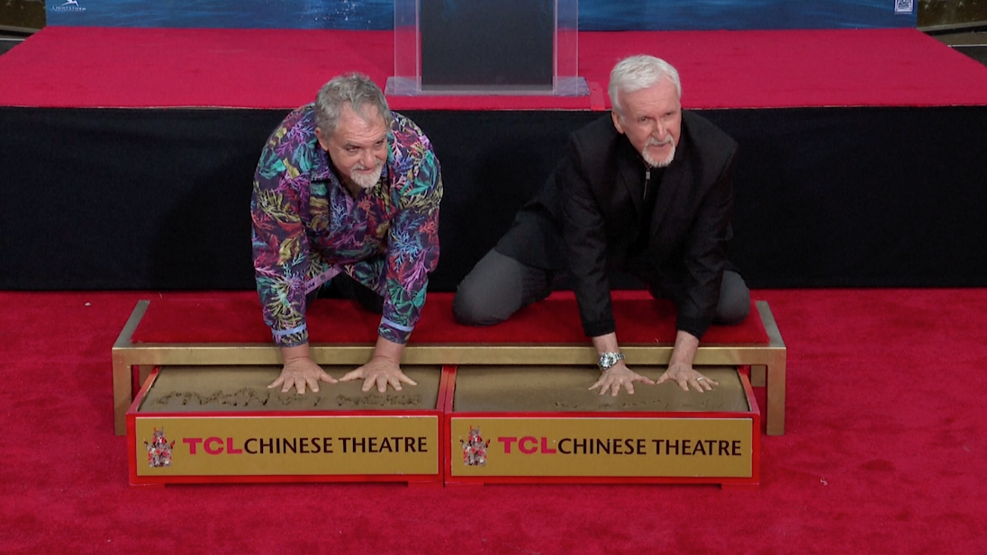 ปังทะลุ2พันล้านดอลลาร์!! 'Avatar 2' โกยไม่ยั้ง ‘เจมส์ คาเมรอน’ ทุบสถิติเรื่องที่3