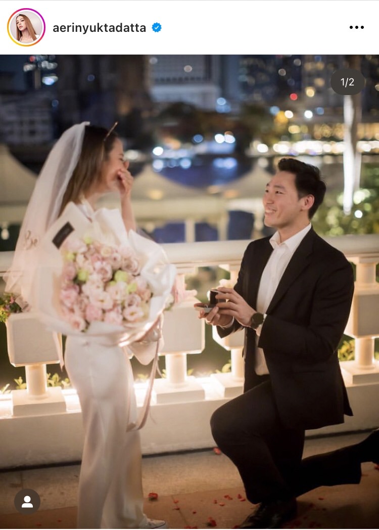 ว่าที่เจ้าสาวคนต่อไป แอริน ยุกตะทัต ถูกแฟนหนุ่มคุกเข่าขอแต่งงาน