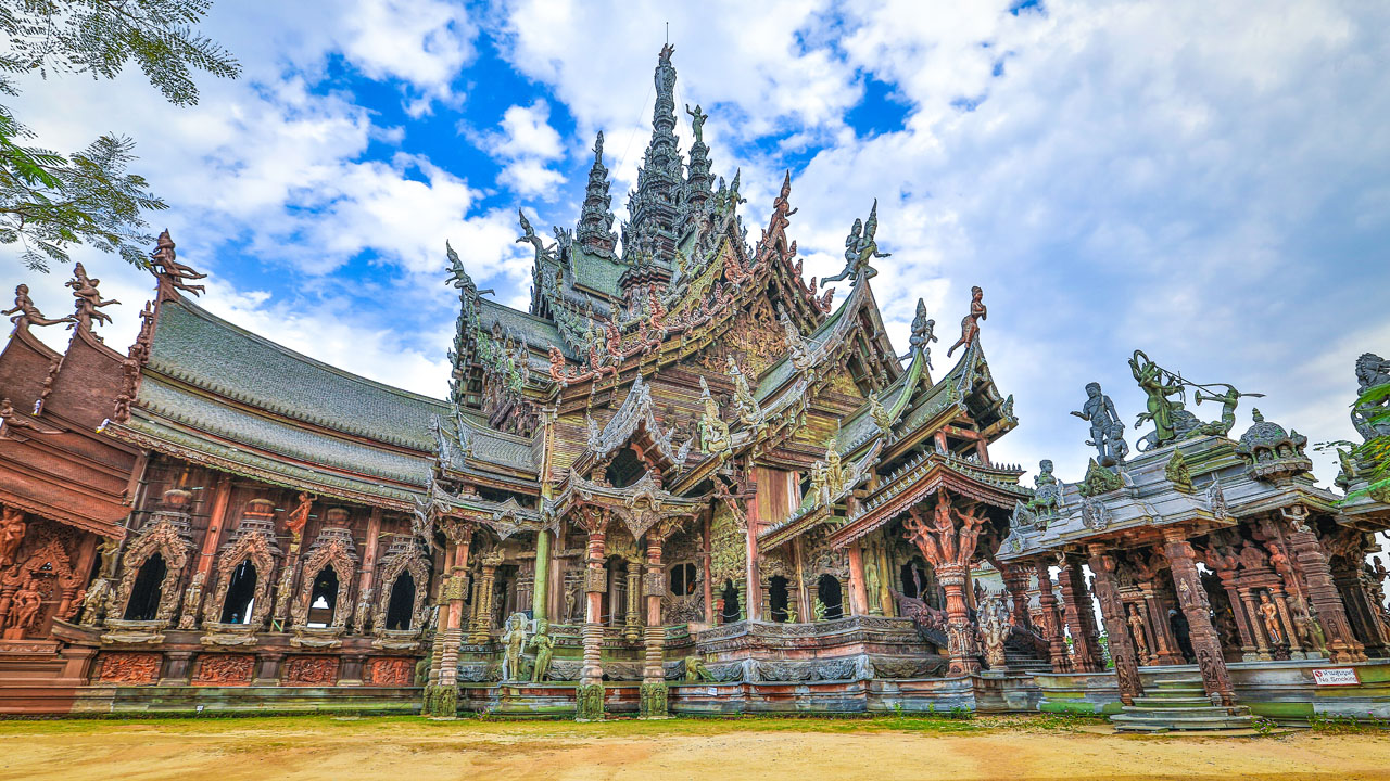 9 รูทเที่ยวชลบุรี เช็คอินบางแสน ตั้งแคมป์นั่งฟิน เคาท์ดาวน์ชิวๆ ริมทะลพัทยา!