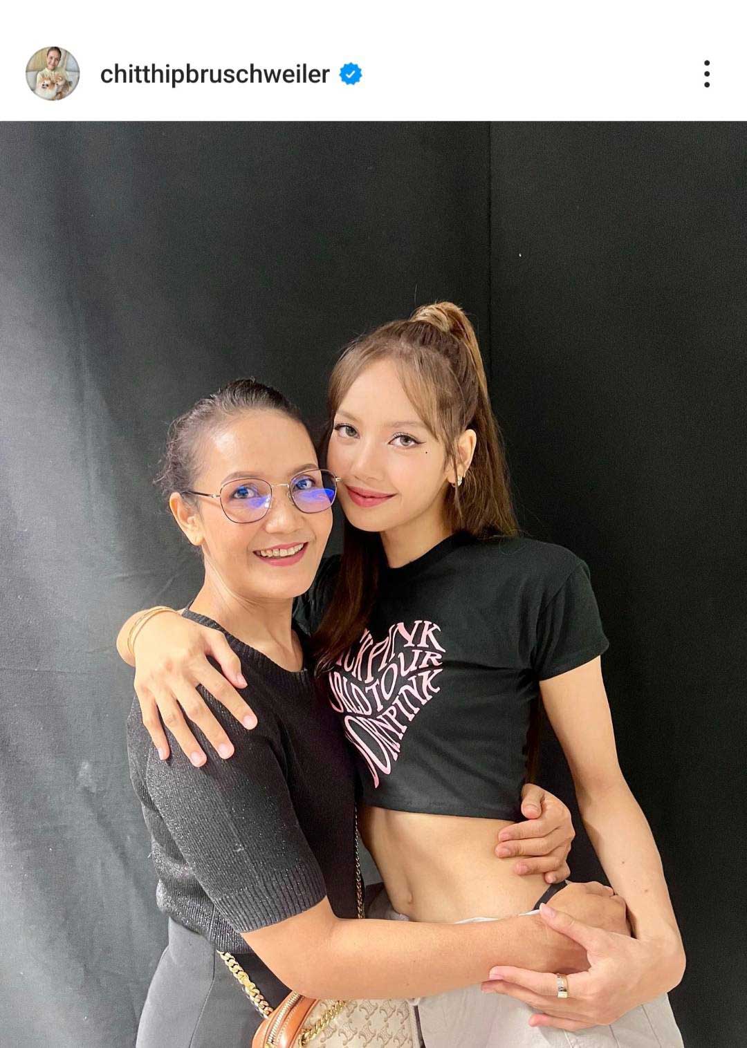 “ลิซ่า” ได้รับคัดเลือกเป็น ลูกกตัญญู ปี 2567 จากสภาสังคมสงเคราะห์ฯ “ลิซ่า” ได้รับคัดเลือกเป็น ลูกกตัญญู ปี 2567 จากสภาสังคมสงเคราะห์ฯ