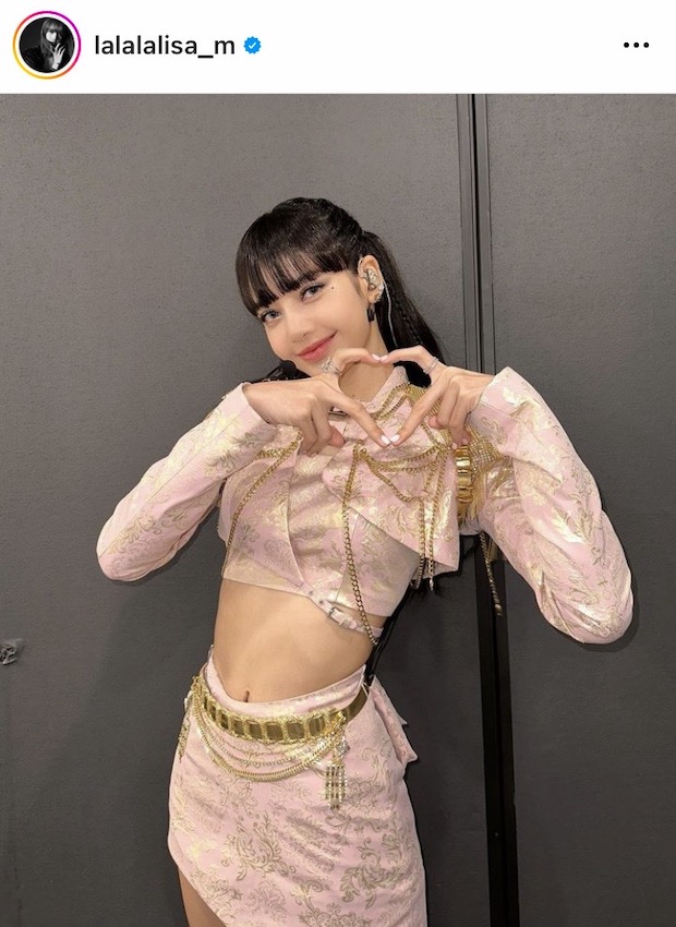 'ลิซ่า’ ฮอตไม่ไหว!! ทุบสถิติศิลปินเคป็อป-เอเชีย ยอดสตรีมเพลงทะลุพันล้านเร็วที่สุด