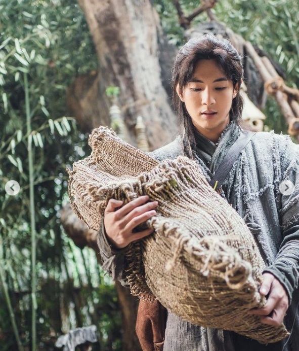 ทีมสร้างละครฟ้อง KeyEast ต้นสังกัดนักแสดงหนุ่ม 'จีซู' เพื่อเรียกร้องค่าเสียหาย ทีมสร้างละครฟ้อง KeyEast ต้นสังกัดนักแสดงหนุ่ม 'จีซู' เพื่อเรียกร้องค่าเสียหาย