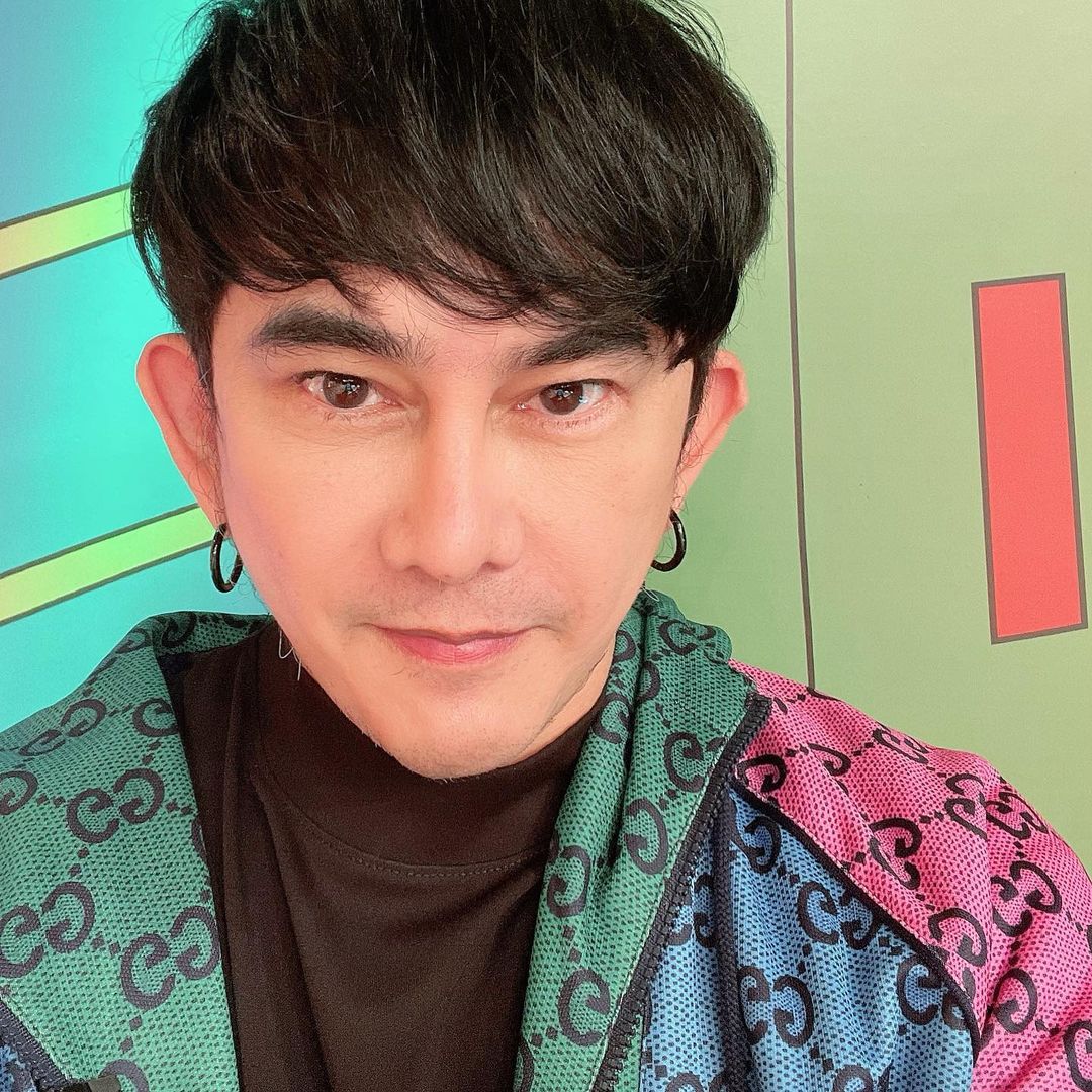 เคลียร์ชัด!! พชร์ อานนท์ ลาออกเอง หรือ โดนไล่ออก จากหน้าที่พิธีกร?? เคลียร์ชัด!! พชร์ อานนท์ ลาออกเอง หรือ โดนไล่ออก จากหน้าที่พิธีกร??