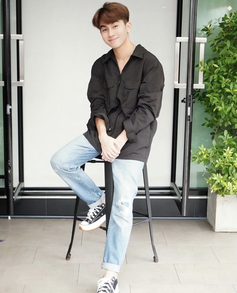 ยิ่งโตยิ่งหล่อ ออโต้ ลูกชาย แม่โบว์ แวนด้า อายุ 17 ปีเต็มแล้ว