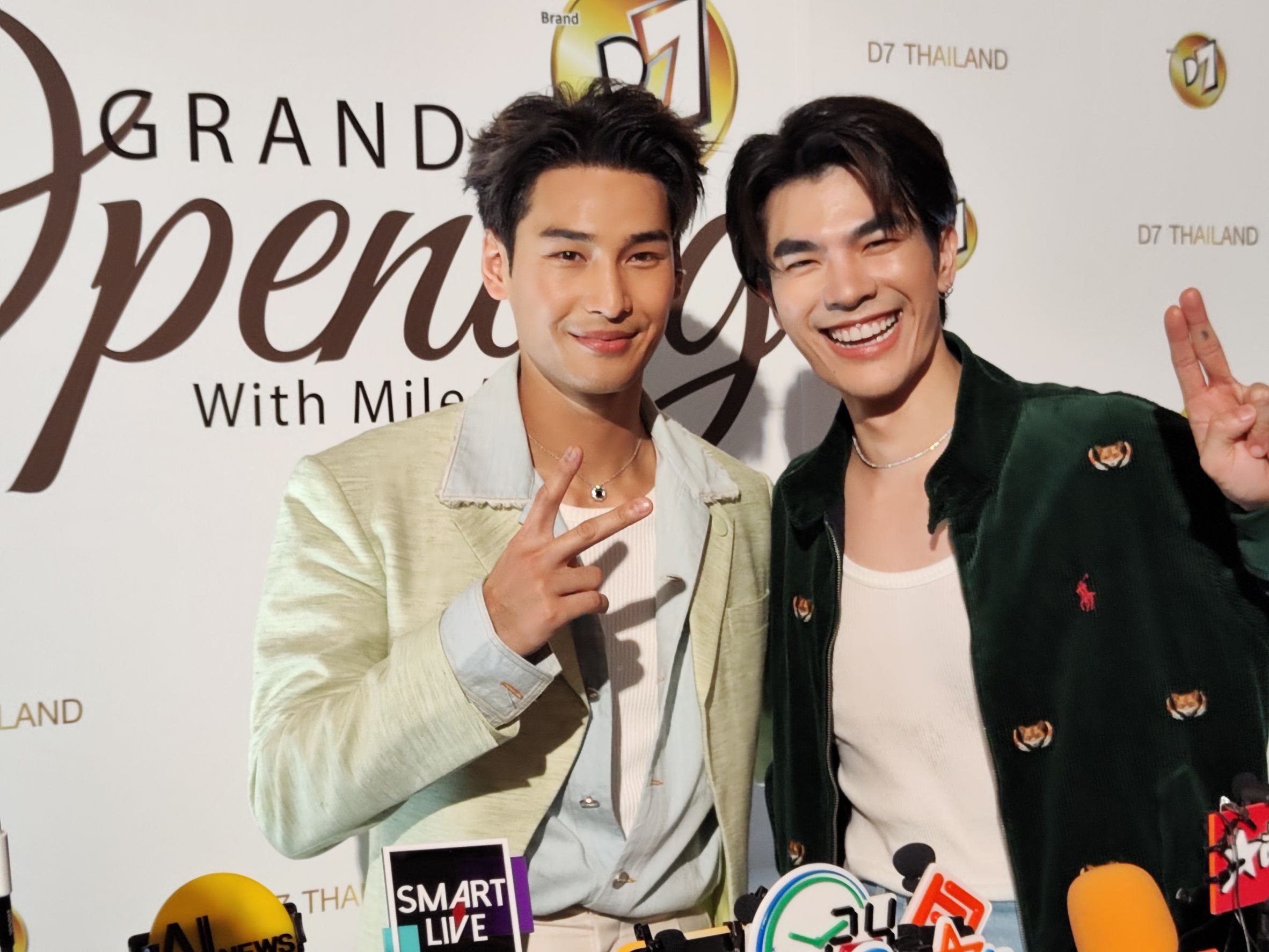 มาย-อาโป เผยเตรียมจัดเวิลด์ทัวร์ขอบคุณแฟนคลับที่คอยอยู่เคียงข้างและให้การสนับสนุนเป็นอย่างดี