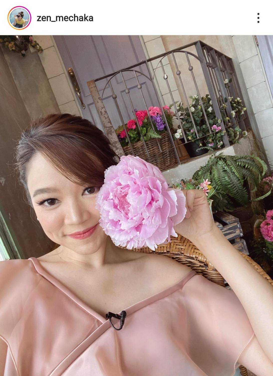 เปิดวาร์ป เซน เมจกา สาวสวยผู้ประกาศช่องดัง ดีกรีไม่ธรรมดา หวานใจ ต้น อาชว์