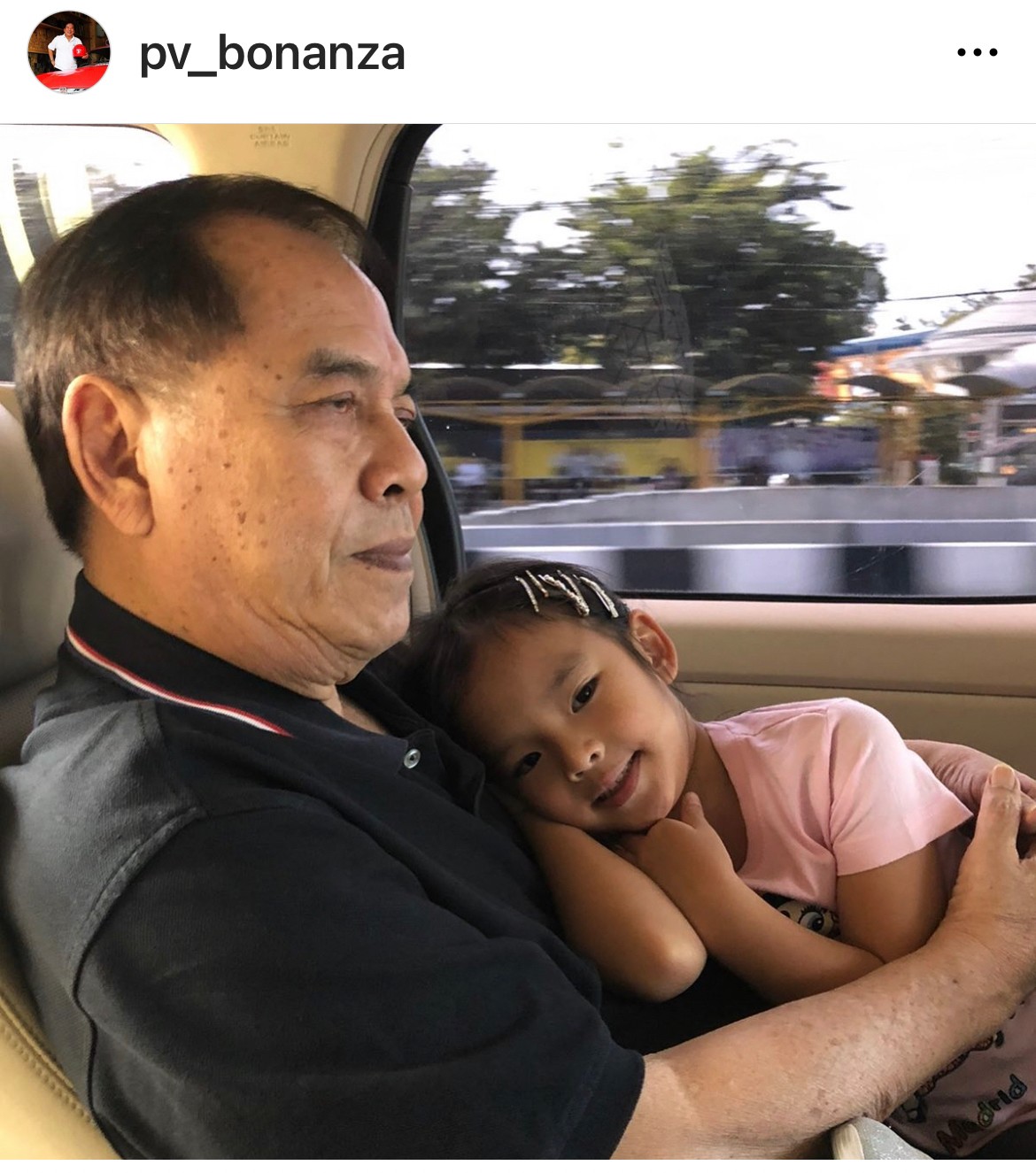 แอฟ ทักษอร พา น้องปีใหม่ อวยพรวันเกิด ปู่ไพวงษ์ พร้อมหน้าครอบครัว เตชะณรงค์ 