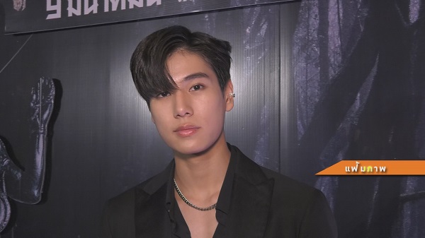 กระชากแขนถ่ายรูป “ภูวินทร์” ผวาหนักเจอแฟนคลับใช้วิธีนี้    (มีคลิป)