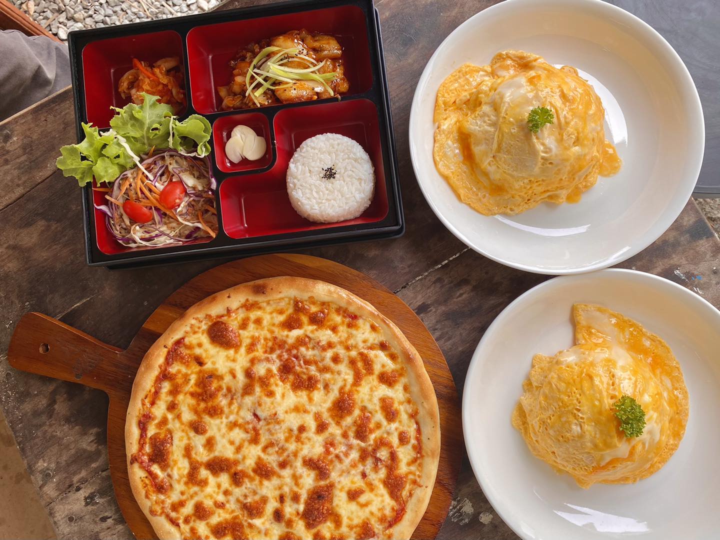 5 ร้านอาหารสกลนคร อาหารอร่อย บรรยากาศดี วันหยุดนี้ต้องไปลอง!