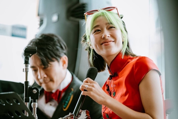 แก้ว จริญญา ฟาดกลับ!! หลังเจอแซะ ทำตัวแปลกๆตามสามี โทนี่ แก้ว จริญญา ฟาดกลับ!! หลังเจอแซะ ทำตัวแปลกๆตามสามี โทนี่