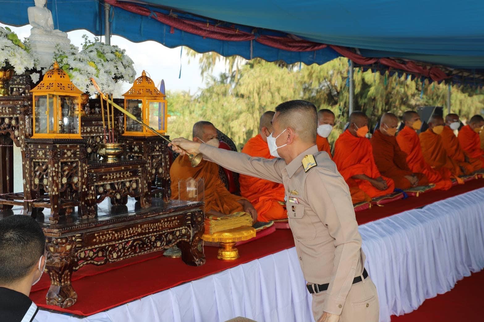 ประมวลภาพพิธีทำบุญอุทิศส่วนกุศล ให้กำลังพลที่เสียชีวิต จากเหตุการณ์ ร.ล.สุโขทัย ประมวลภาพพิธีทำบุญอุทิศส่วนกุศล ให้กำลังพลที่เสียชีวิต จากเหตุการณ์ ร.ล.สุโขทัย