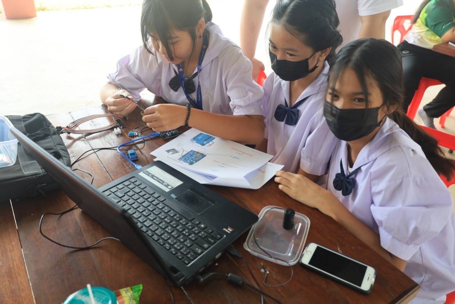พลิกแปลงเกษตรในโรงเรียนสู่ Smart Farming