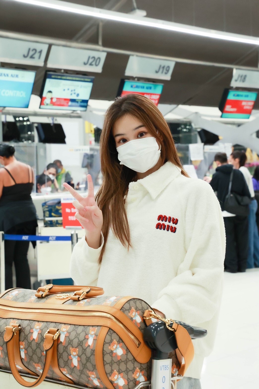 แอลลี่ อชิรญา ลัดฟ้าไปเกาหลีเพื่อทำเพลงเตรียมคัมแบ็ค