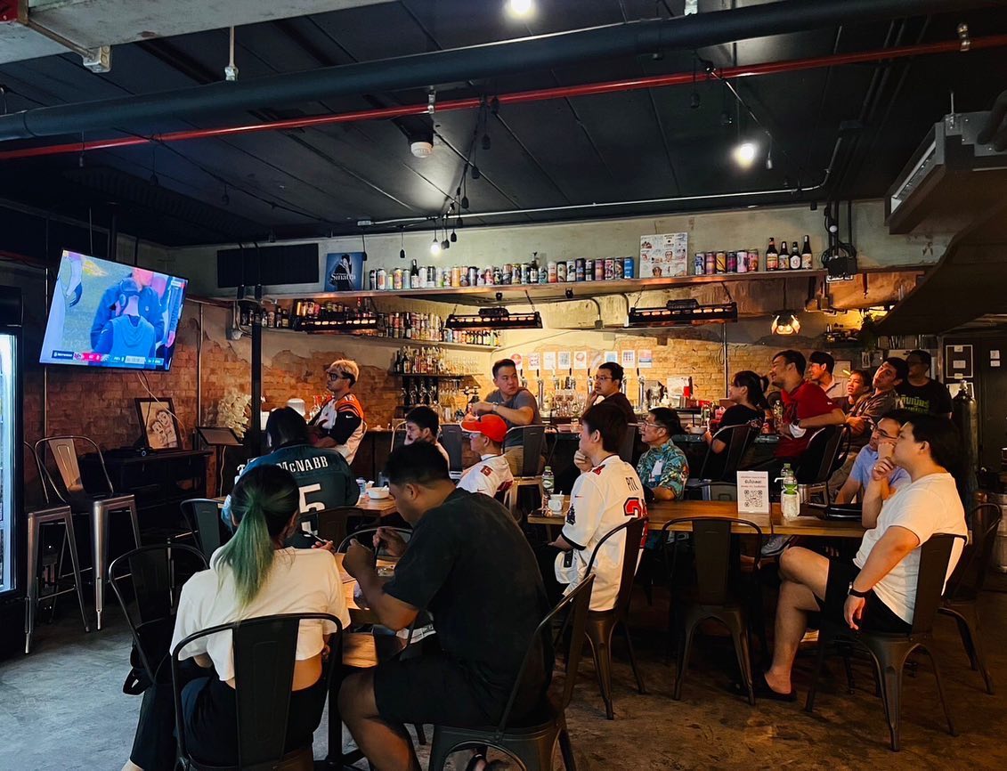 'Hops and Hope Craft Bar' จัดงานเชียร์ 'NBA Finals 2023' เกม2 พร้อมอาหารเช้า+ของแจกจัดเต็ม 'Hops and Hope Craft Bar' จัดงานเชียร์ 'NBA Finals 2023' เกม2 พร้อมอาหารเช้า+ของแจกจัดเต็ม