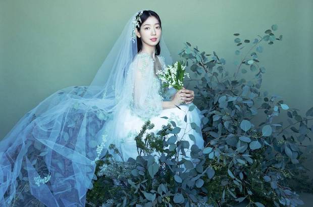 สวยยกกำลัง 4!! เปิดที่มาชุดวิวาห์ “พัคชินฮเย” สวยประทับใจในธีมแมกไม้ สวยยกกำลัง 4!! เปิดที่มาชุดวิวาห์ “พัคชินฮเย” สวยประทับใจในธีมแมกไม้
