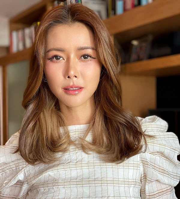 “ตุ๊ก เดือนเต็ม” เตรียมฉีด 10 มิถุนายนนี้ - “หนิง นิรุตติ์”  ฉีดวัคซีนเข็มแรกแล้ว (มีคลิป)