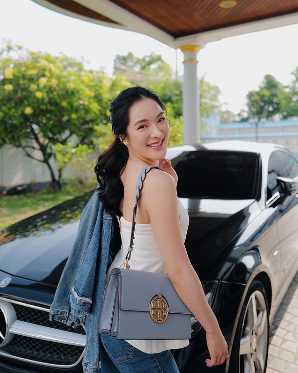 ปันปัน สุทัตตา เผยแฟนใหม่ไม่ติด หลังหวนร่วมงาน “มาร์ช” (มีคลิป) ปันปัน สุทัตตา เผยแฟนใหม่ไม่ติด หลังหวนร่วมงาน “มาร์ช” (มีคลิป)
