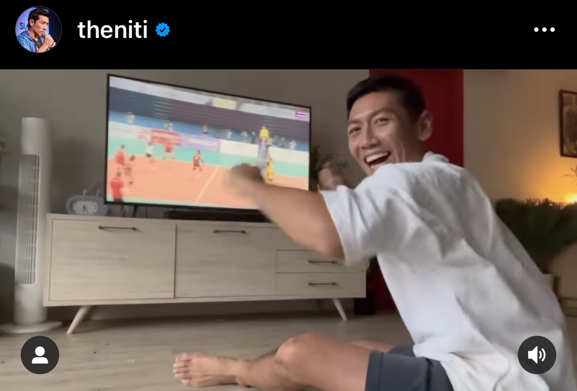 ป๋อมแป๋ม เกาะขอบจอเชียร์วอลเลย์บอล หลังคว้าเหรียญทอง ซีเกมส์สมัยที่ 15