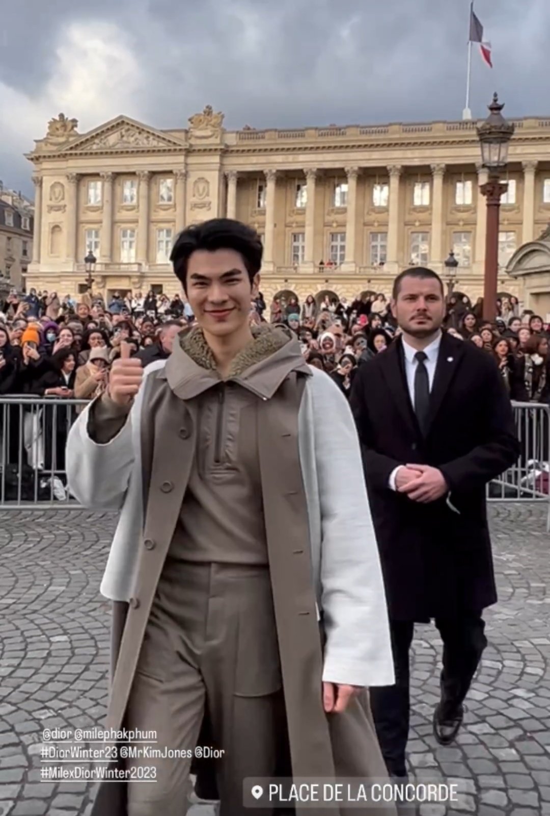 มาย ภาคภูมิ-เจมส์จิ-จีมิน-เจโฮป!! ร่วมชมแฟชั่นโชว์แบรนด์ Dior ที่ปารีสแฟชั่นวีค มาย ภาคภูมิ-เจมส์จิ-จีมิน-เจโฮป!! ร่วมชมแฟชั่นโชว์แบรนด์ Dior ที่ปารีสแฟชั่นวีค