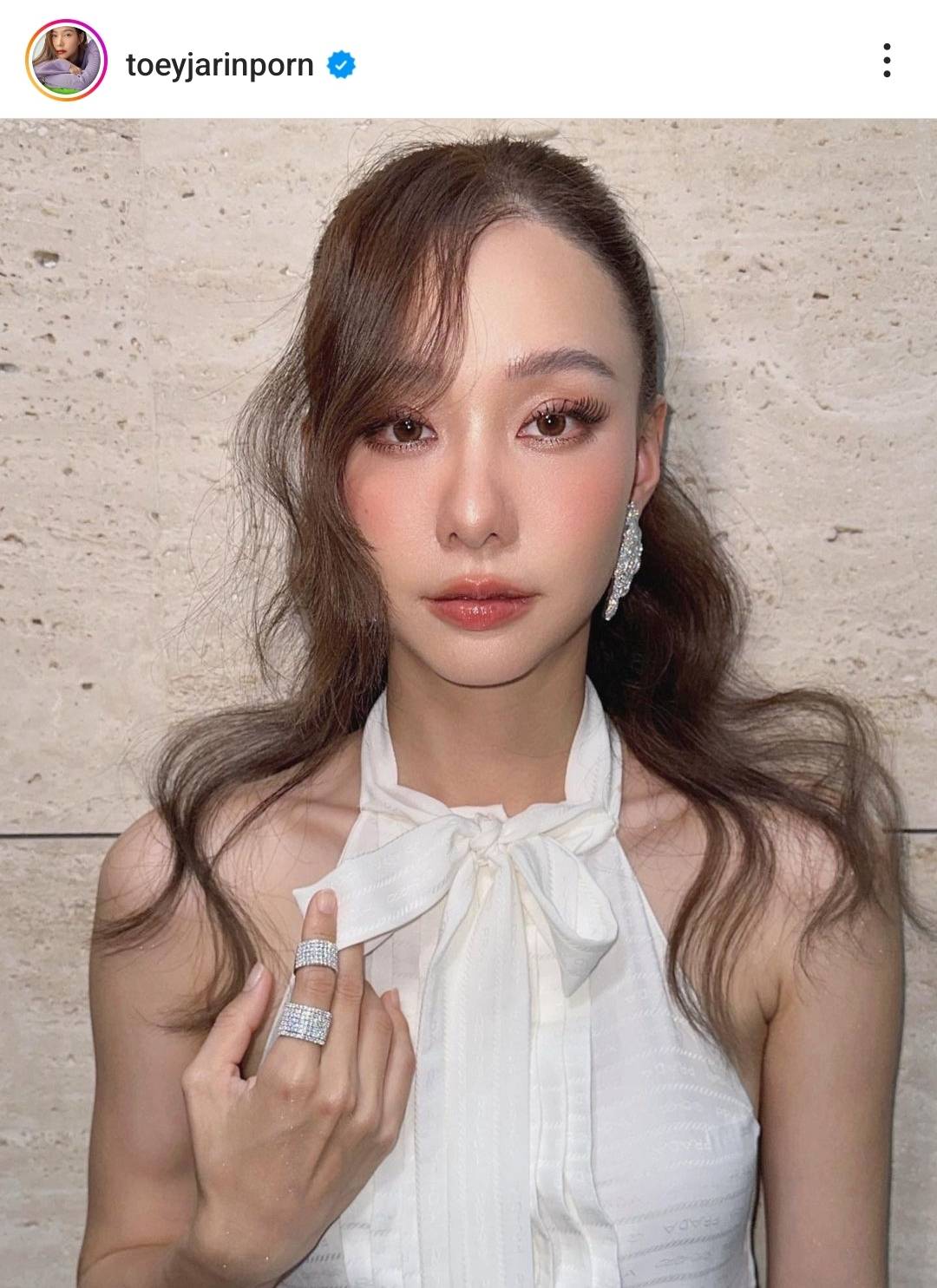 อยู่ในช่วงทบทวนตัวเอง “เต้ย จรินทร์พร” ขอเวลาตัดสินใจเรื่องสัญญาช่อง อยู่ในช่วงทบทวนตัวเอง “เต้ย จรินทร์พร” ขอเวลาตัดสินใจเรื่องสัญญาช่อง