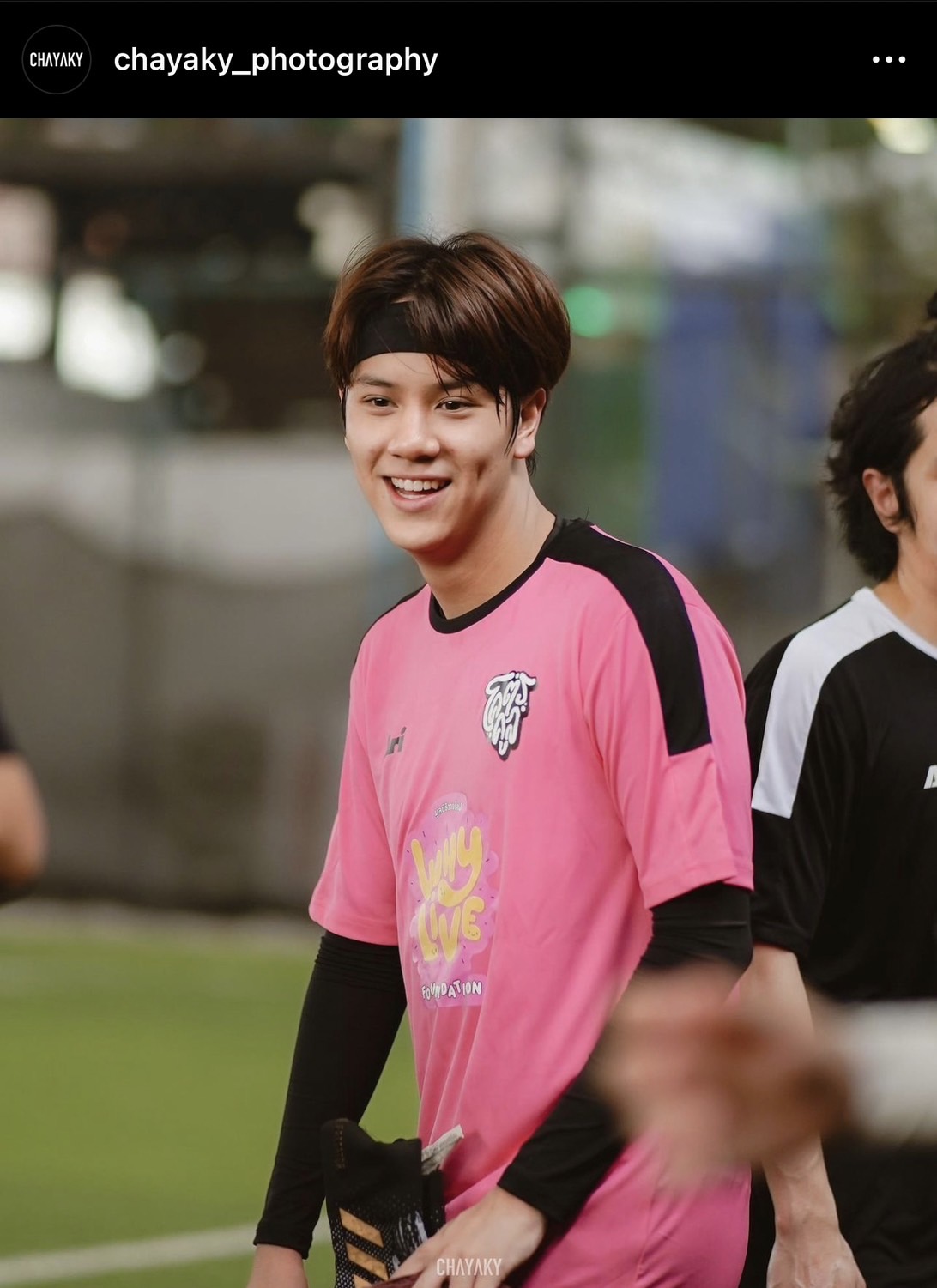 นนน ดีใจที่ได้เตะบอลกับแก๊ง โอ๊ต ปราโมทย์ ขออุบค่าเติมเกม หวั่นแม่รู้ นนน ดีใจที่ได้เตะบอลกับแก๊ง โอ๊ต ปราโมทย์ ขออุบค่าเติมเกม หวั่นแม่รู้