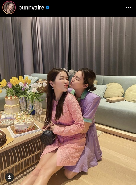 แอร์ ภัณฑิลา ยินดีเพื่อนรัก ดิว อริสรา เตรียมสละโสด!! แอร์ ภัณฑิลา ยินดีเพื่อนรัก ดิว อริสรา เตรียมสละโสด!!