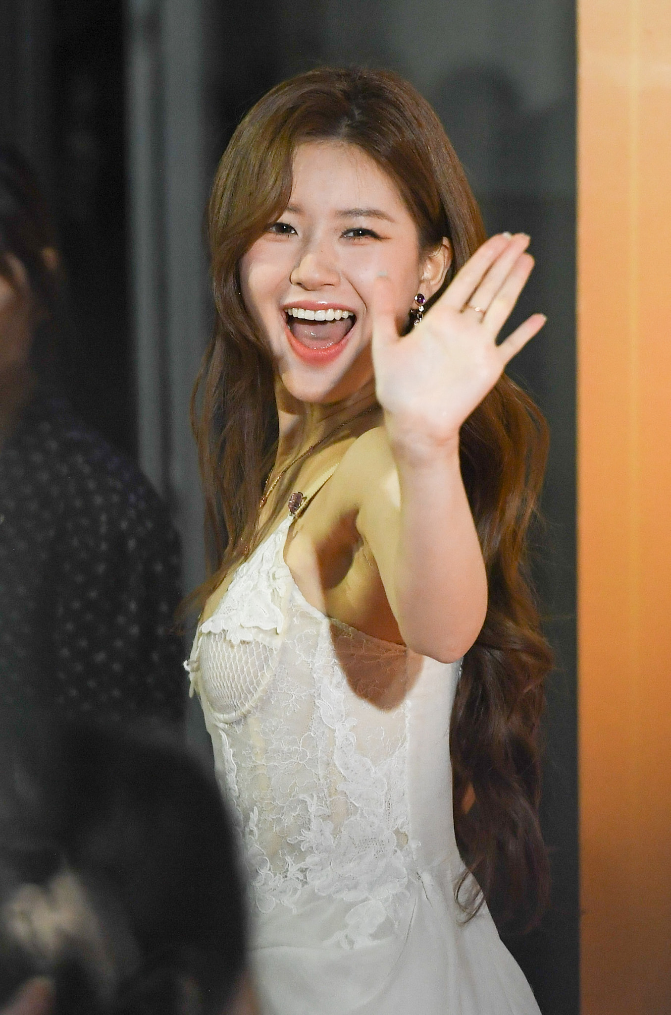 คนหรือนางฟ้า?!! ประมวลช็อตน่ารักจัดเต็ม ‘จ้าวลู่ซือ’ นางเอกจีนเยือนไทย คนหรือนางฟ้า?!! ประมวลช็อตน่ารักจัดเต็ม ‘จ้าวลู่ซือ’ นางเอกจีนเยือนไทย