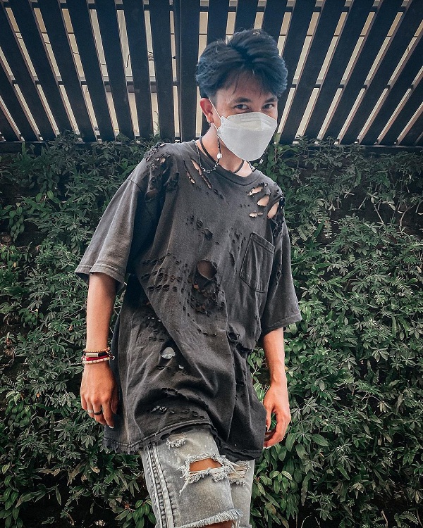 “เน็ค นฤพล” ภูมิใจผลงานเพลง เจ็บส่ำฟ้า มีรายได้ให้ครอบครัว (มีคลิป) “เน็ค นฤพล” ภูมิใจผลงานเพลง เจ็บส่ำฟ้า มีรายได้ให้ครอบครัว (มีคลิป)