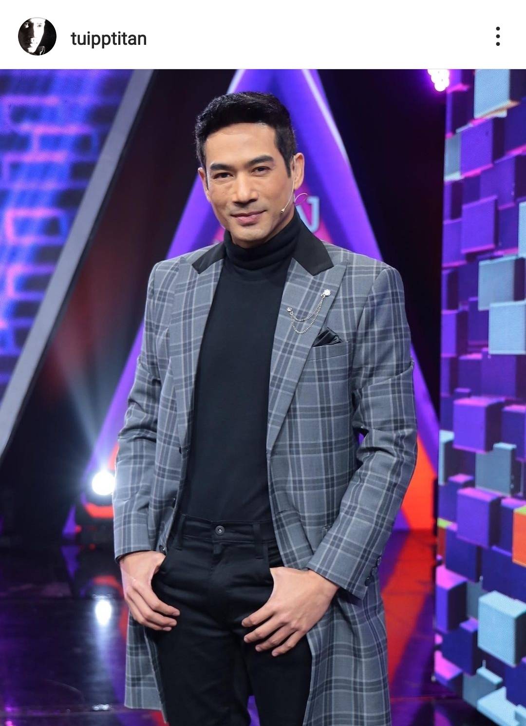 “ตุ้ย ธีรภัทร์” ลงคลิปเล่นกับน้องหมา ชาวเน็ตโฟกัสเสียงผู้หญิงคุ้นๆ คล้าย “พิ้งกี้” “ตุ้ย ธีรภัทร์” ลงคลิปเล่นกับน้องหมา ชาวเน็ตโฟกัสเสียงผู้หญิงคุ้นๆ คล้าย “พิ้งกี้”