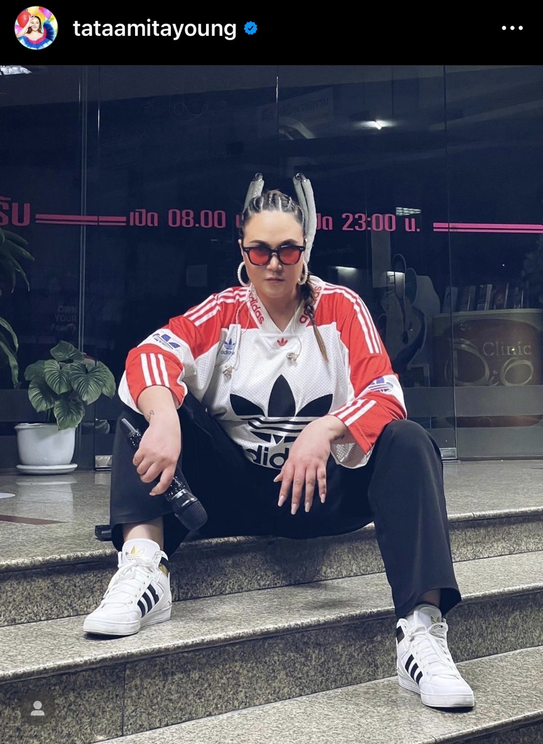 ทาทา ยัง อาหารเป็นพิษ เข้าแอ็ดมิทด่วน!! ทาทา ยัง อาหารเป็นพิษ เข้าแอ็ดมิทด่วน!!