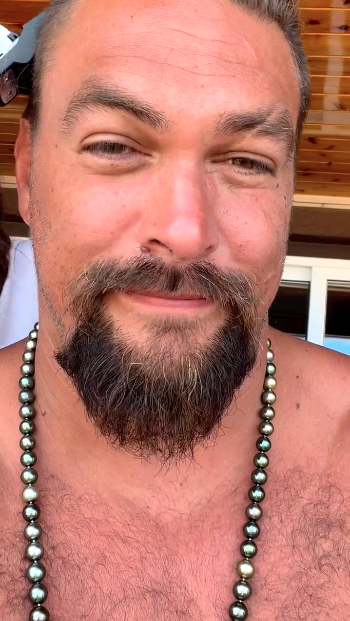 ทำไม 'เจสัน โมโมอา’ แห่ง Aquaman กล้อนผมยาวอันเป็นเครื่องหมายการค้า?!! (มีคลิป) ทำไม 'เจสัน โมโมอา’ แห่ง Aquaman กล้อนผมยาวอันเป็นเครื่องหมายการค้า?!! (มีคลิป)