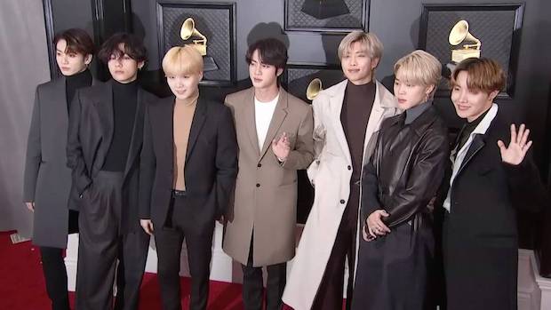 ลุ้นแพ็คคู่!! ‘ลิซ่า - โรเซ่ BLACKINK’ ชิง MAMA คนละ 3 รางวัล
