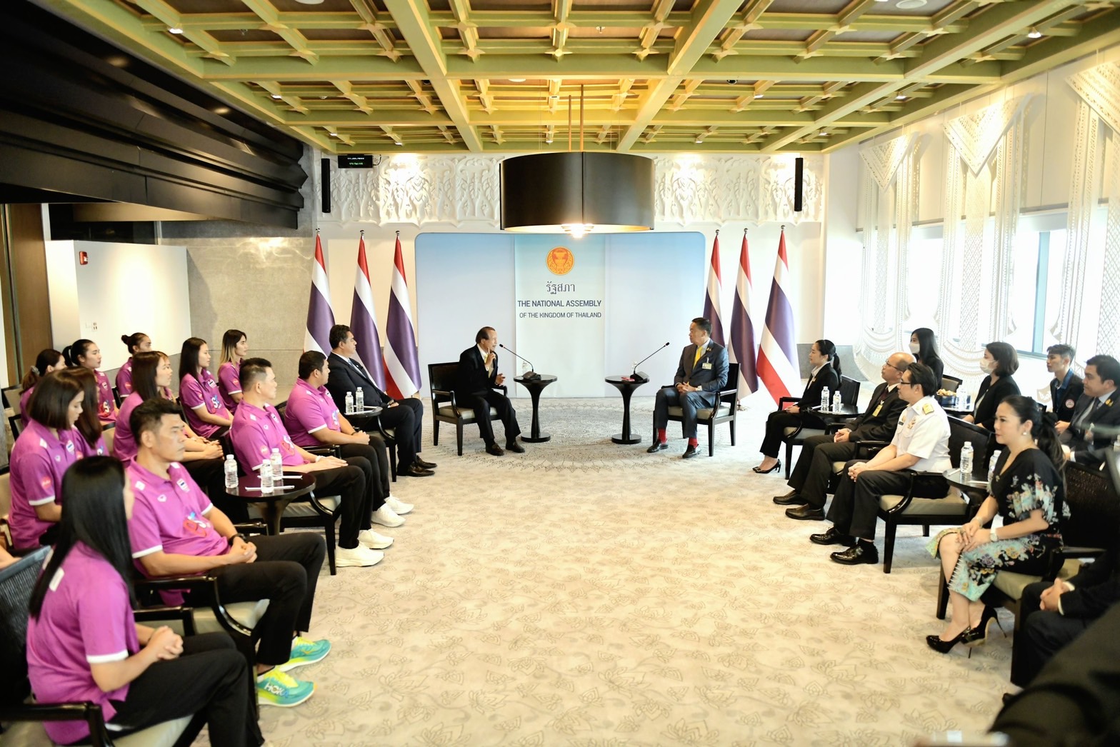 นายกฯให้กำลังใจวอลเลย์บอลหญิงทีมชาติไทย สู้ศึกโอลิมปิก 2024 รอบคัดเลือก นายกฯให้กำลังใจวอลเลย์บอลหญิงทีมชาติไทย สู้ศึกโอลิมปิก 2024 รอบคัดเลือก