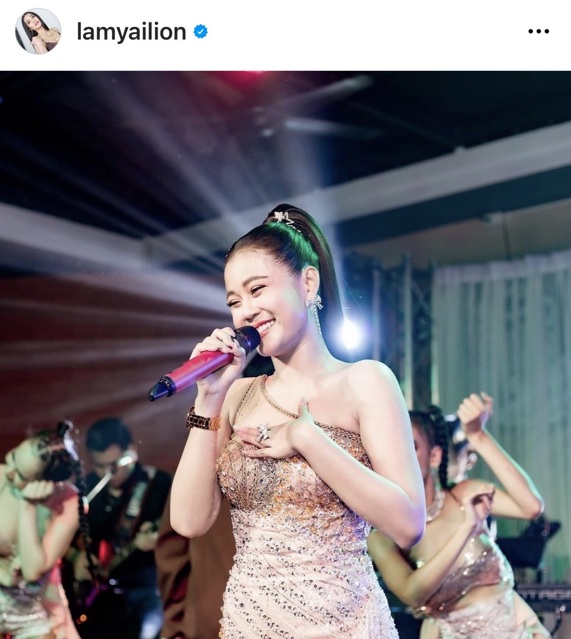 ลำไย ไหทองคำ เล่าเหตุการณ์ถูกดึงเกือบตกเวที!!! ลำไย ไหทองคำ เล่าเหตุการณ์ถูกดึงเกือบตกเวที!!!