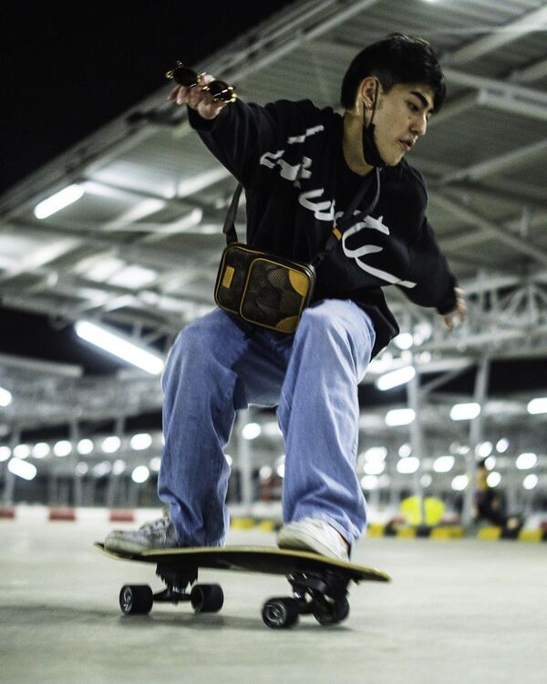 วัยรุ่นเซ็ง! “เจ เจตริน” พาก๊วนลูกชายสุดหล่อเล่น “Surf Skate” แต่กลับเกิดดราม่าที่ตักเตือนบางคนไม่เข้าใจกฎกติกา วัยรุ่นเซ็ง! “เจ เจตริน” พาก๊วนลูกชายสุดหล่อเล่น “Surf Skate” แต่กลับเกิดดราม่าที่ตักเตือนบางคนไม่เข้าใจกฎกติกา