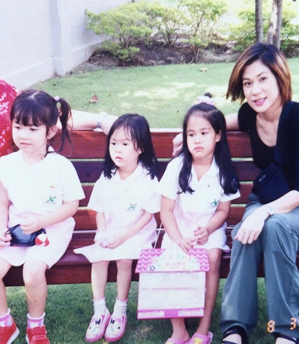 ครบรอบ 6 ปี การจากไปของร็อกเกอร์หญิง “แหวน ฐิติมา” (มีคลิป) ครบรอบ 6 ปี การจากไปของร็อกเกอร์หญิง “แหวน ฐิติมา” (มีคลิป)