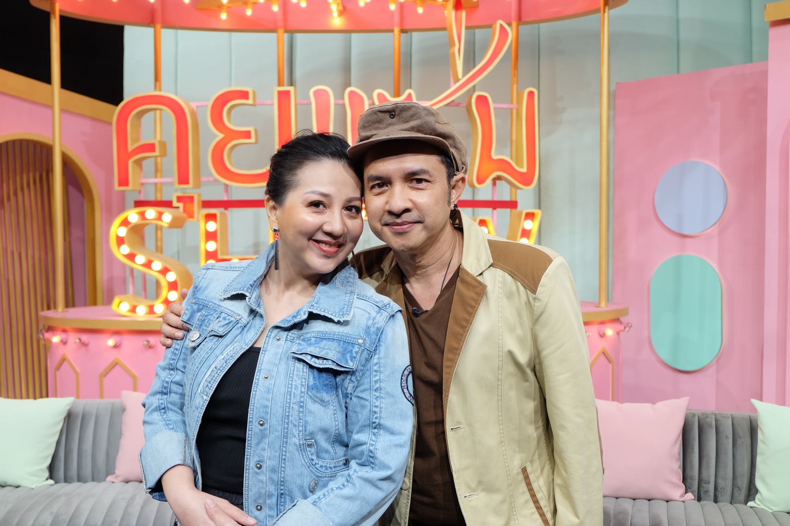  กระรอก เชิญยิ้ม เปิดตัวลูกสาวคนสวย พร้อมเคลียร์ชัดใช่ลูกเลี้ยงหรือเปล่า?