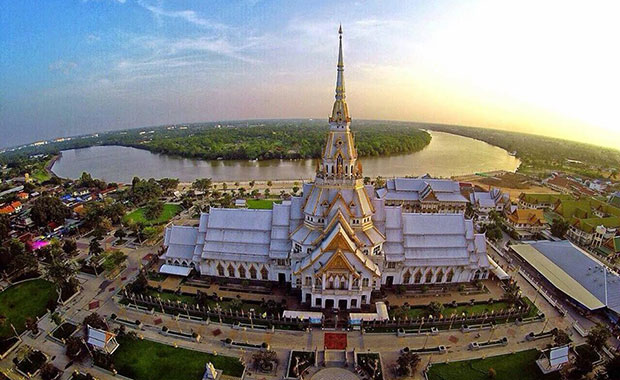รถไฟความเร็วสูงเชื่อมสามสนามบิน ส่งอานิสงส์เมืองท่องเที่ยวคึกคัก (ตอน 9) รถไฟความเร็วสูงเชื่อมสามสนามบิน ส่งอานิสงส์เมืองท่องเที่ยวคึกคัก (ตอน 9)