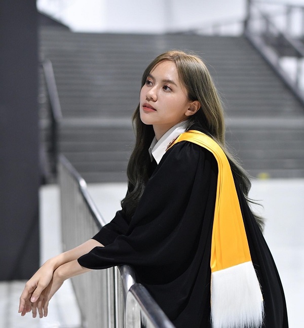แฟนๆ ร่วมยินดี “น้ำหนึ่ง BNK48” เตรียมเข้ารับปริญญา แย้มแพลนเรียนต่อโท (มีคลิป)  