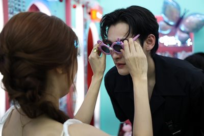 สวีทมาก “เก้า – พีพี” ควงออกเดท กลางสยามสแควร์ สวีทมาก “เก้า – พีพี” ควงออกเดท กลางสยามสแควร์