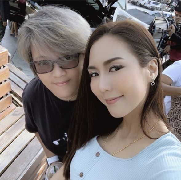 หนุ่ม กรรชัย เข้าให้ปากคำ พร้อมหอบหลักฐานช่วยคดี อาบี-จั๊กจั่น หนุ่ม กรรชัย เข้าให้ปากคำ พร้อมหอบหลักฐานช่วยคดี อาบี-จั๊กจั่น