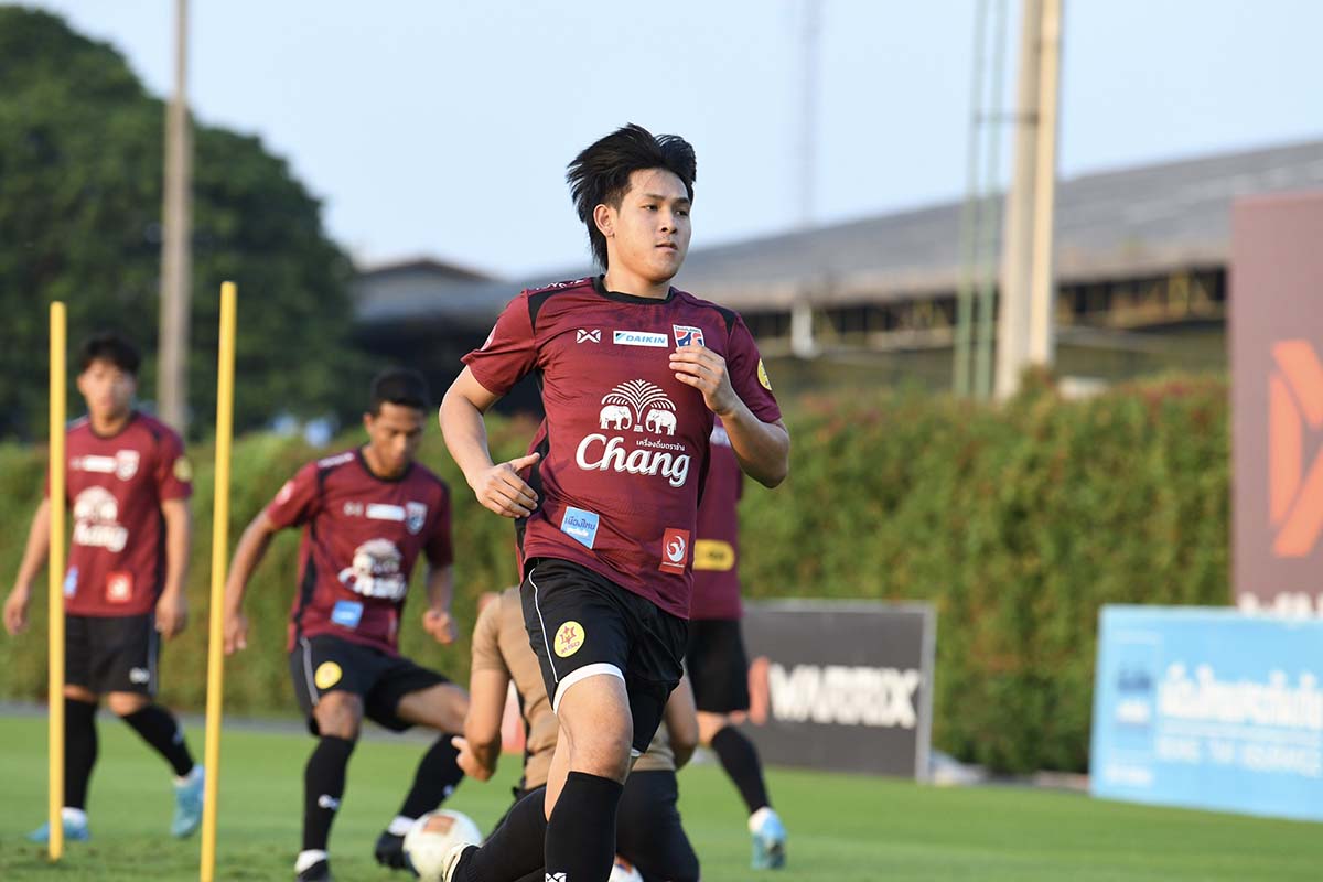 ทัพช้างศึก ติวเข้มเรื่องแท็คติก วันชัย-ชิษณุพงศ์ หวังโชว์ฟอร์มให้ดีที่สุด ทัพช้างศึก ติวเข้มเรื่องแท็คติก วันชัย-ชิษณุพงศ์ หวังโชว์ฟอร์มให้ดีที่สุด